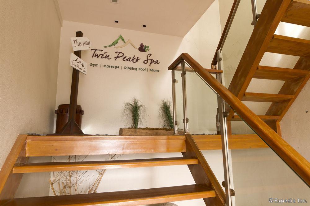 Castle Peak Hotel Cebú Exterior foto